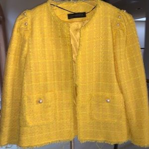 A bright yellow Zara jacket for any event